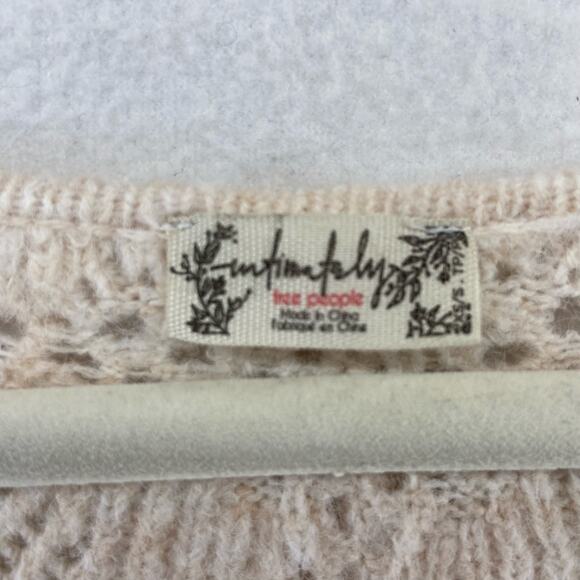 Free People Cream VNeck Sweater Size XS / Small - Picture 2 of 6